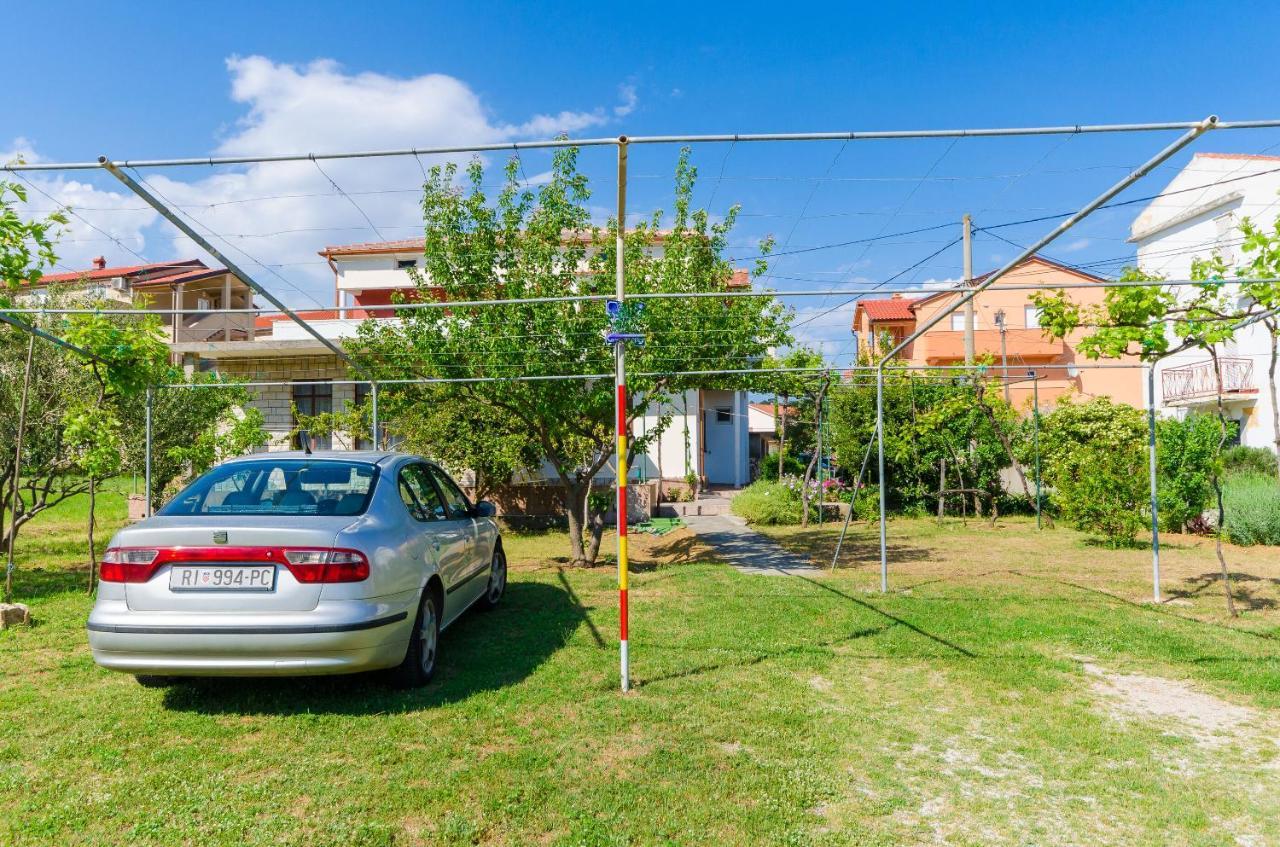 Apartments Anica F Lopar Exterior photo